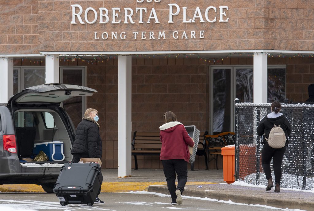 Provincial inspection shows Roberta Place LTC home failed to ensure residents were isolated - Vimarsana News