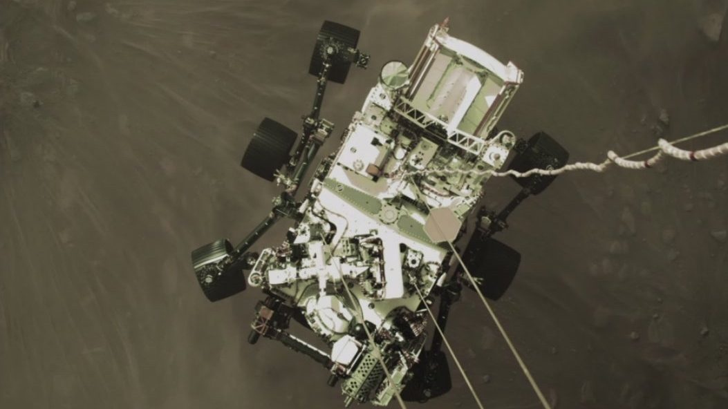 Ho visto il rover persistente della NASA penzolare su Marte nelle ultime immagini