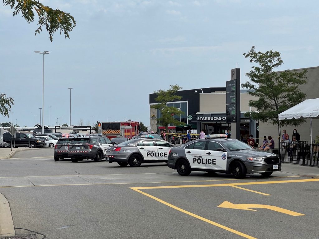 Police Appeal For Witnesses In Brazen Daylight Shooting At Sherway Gardens 680 News
